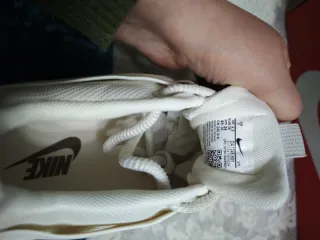 Nike Bailleli Beige/Blanco