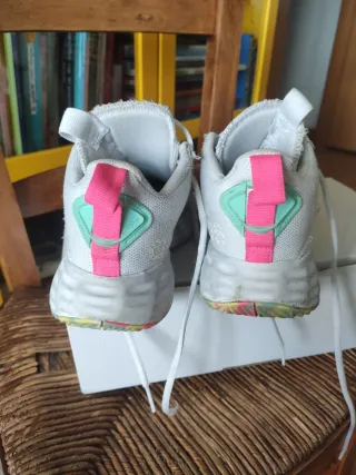 Adidas Playeras Blancas y Turquesa. Número 33.