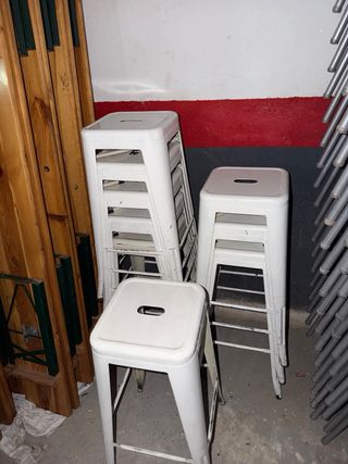Taburetes Lix Metal Blanco (9 unidades) a 10€ cada