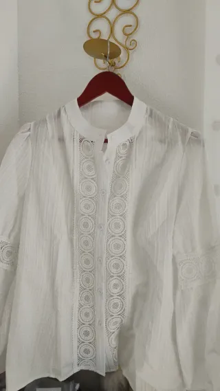 Blusa Romántica Mangas Abullonadas