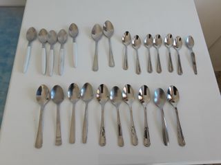 Cucharas de metal  0,50€ cada una