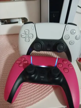 PlayStation 5 (PS5) Sony - Poco Uso