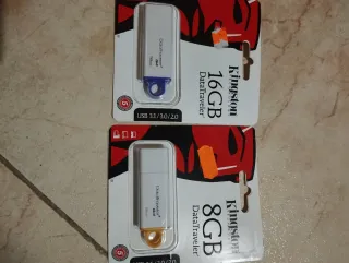 Kingston Pendrive 16GB y 8GB