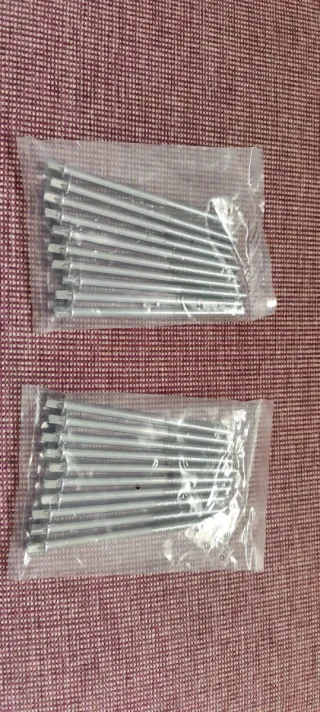 Tornillos para bombo