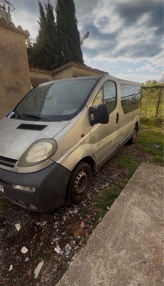 Opel Vivaro 2004