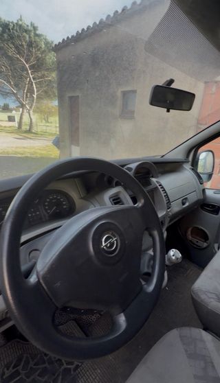 Opel Vivaro 2004