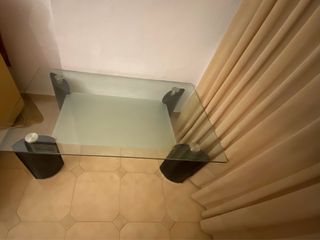 Mesa de cristal moderna