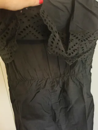 Macacão preto Calzedonia bordado inglês