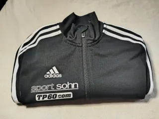 Sudadera Adidas Negra con Rayas Blancas
