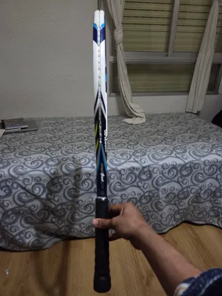 Raqueta Wilson Juicen 100UL Adulto