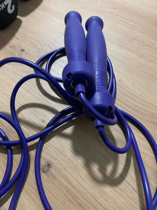 2 Pesas 2kg + Cuerda Saltar 3m