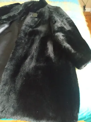 Abrigo Mutón Hecho a Medida Negro