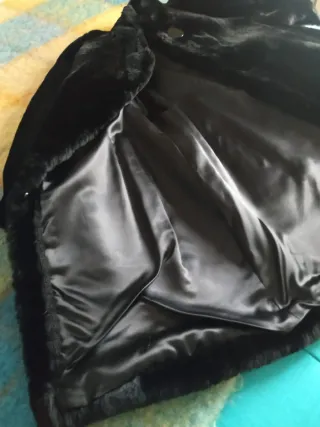 Abrigo Mutón Hecho a Medida Negro