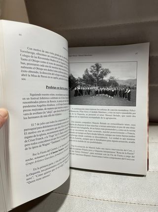 Libro Andanzas del coro Ronda Garcilaso