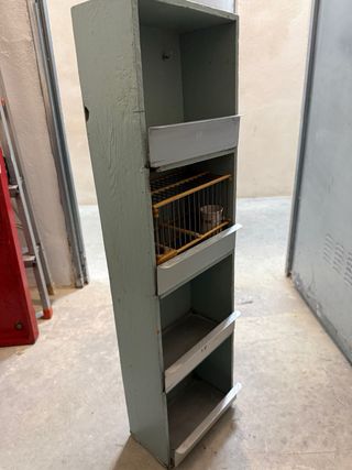 Cajonera para pájaros.