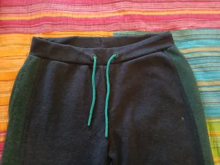 Pantalón chándal Puma negro y verde