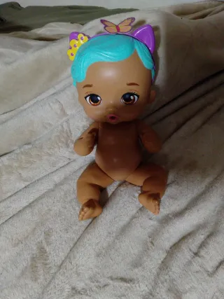 Muñeca bebé negrita con diadema