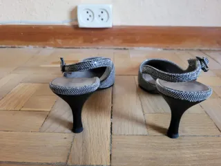 Zapatos de fiesta plateados Menbur Talla 38