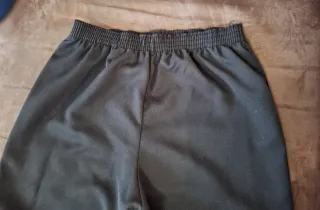 Pantaloni neri taglio classico comfort