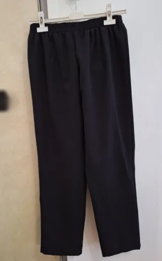 Pantaloni neri taglio classico comfort