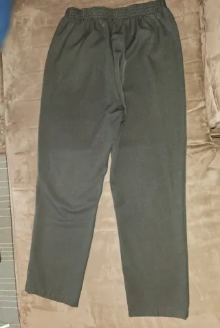 Pantaloni neri taglio classico comfort