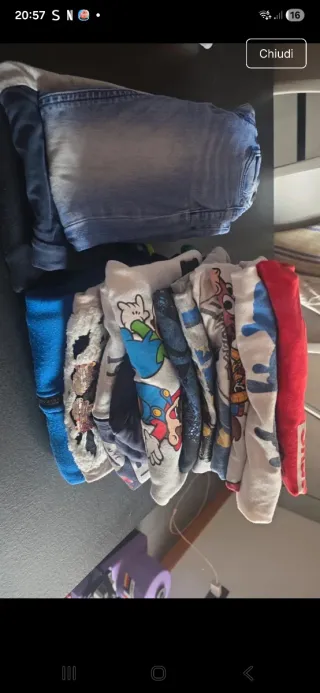 Lotto vestiti bambino 5-6 anni