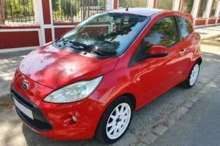 Alquiler coche Rojo Ford Ka