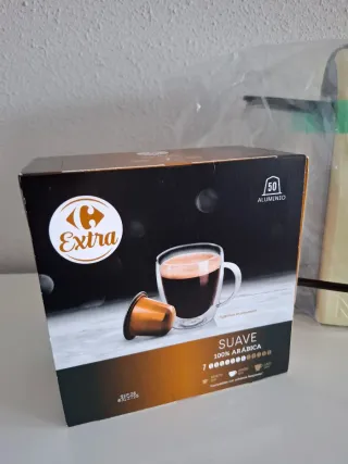 Macchina da caffè Nespresso EN80 Crema + capsule