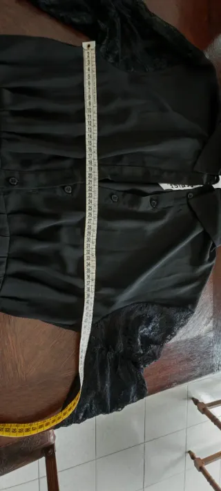 Abito lungo nero Revise con maniche in pizzo