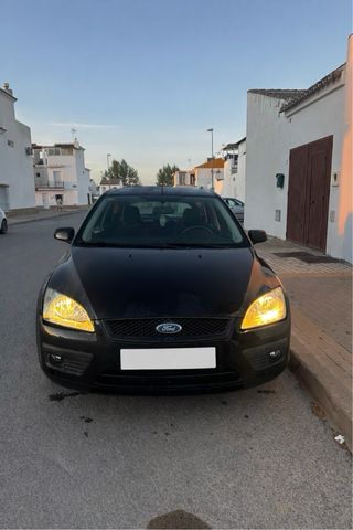 Ford Focus diésel 1.8 TDCi 115CV con ITV