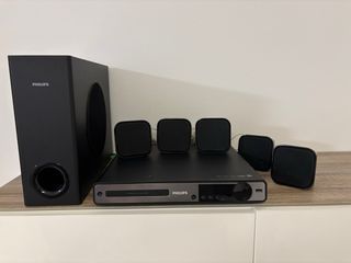 Home Cinema Philips 5.1 Subwoofer Negro