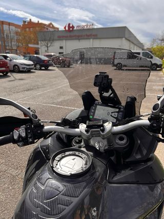 Ducati Multistrada V2S Adventure Moto