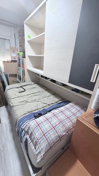 Armario Cama Beige y Gris