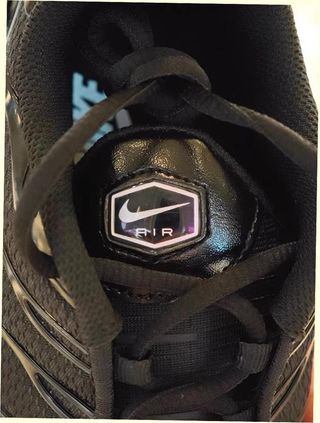 Nike Air Max Plus Triple Black Talla 41