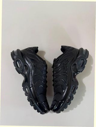 Nike Air Max Plus Triple Black Talla 41