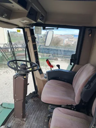 Cosechadora John Deere 2256