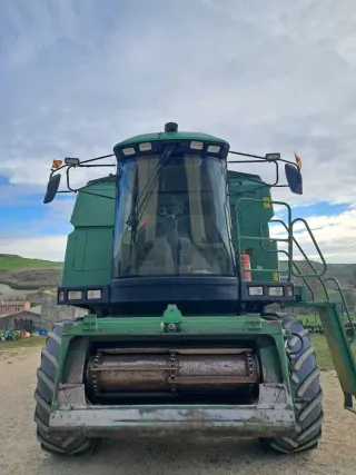 Cosechadora John Deere 2256