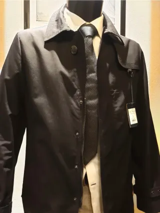 Gabardina 3/4 técnica negra CARAMELO