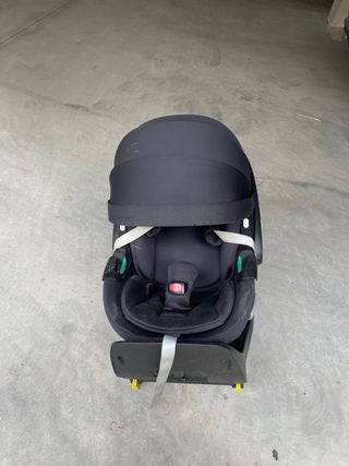 Maxi-Cosi Pebble 360 + ISOFIX 360