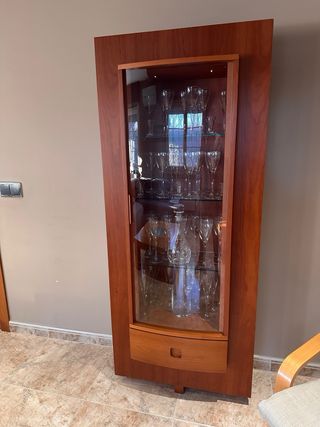 Mueble de comedor moderno madera