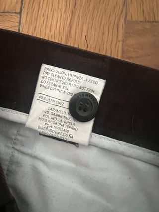 Pantalón marrón de chico. Caramelo. Talla 46