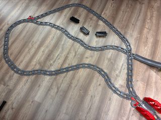 Treno LEGO DUPLO con 2 locomotive e deviatoi e ponte