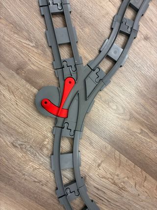 Treno LEGO DUPLO con 2 locomotive e deviatoi e ponte