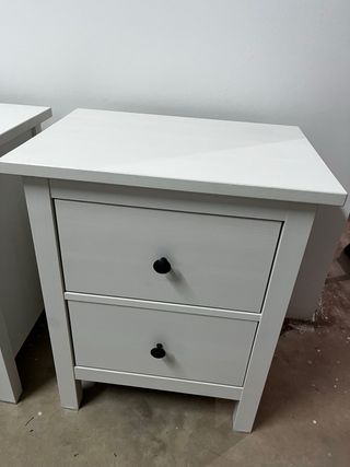 Mesitas de noche blancas Ikea (2 unidades)