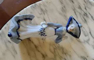 Figura de porcelana vintage mujer