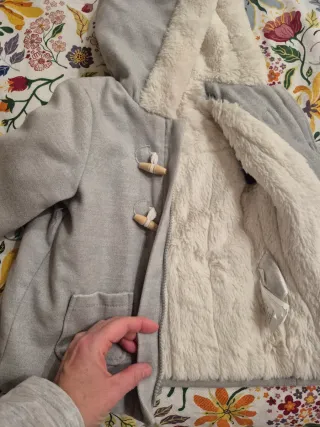 Abrigo niña gris con capucha 24 meses, con pelito