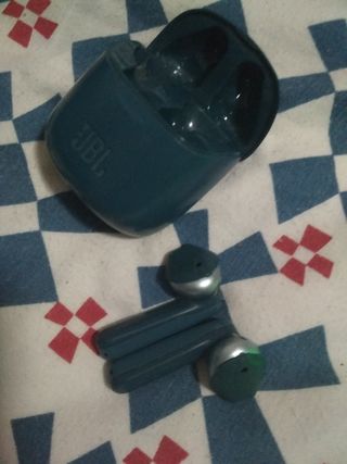 Auriculares JBL Tune 225TWS / T280BT