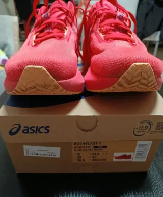 Asics Novablast 5 Zapatillas Running Mujer/Hombre