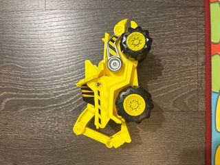 Juguete de construcción amarillo
