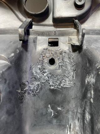 Contra escudo guantera Piaggio ZIP SP